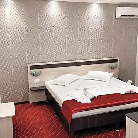 Solymar Hotel 3*